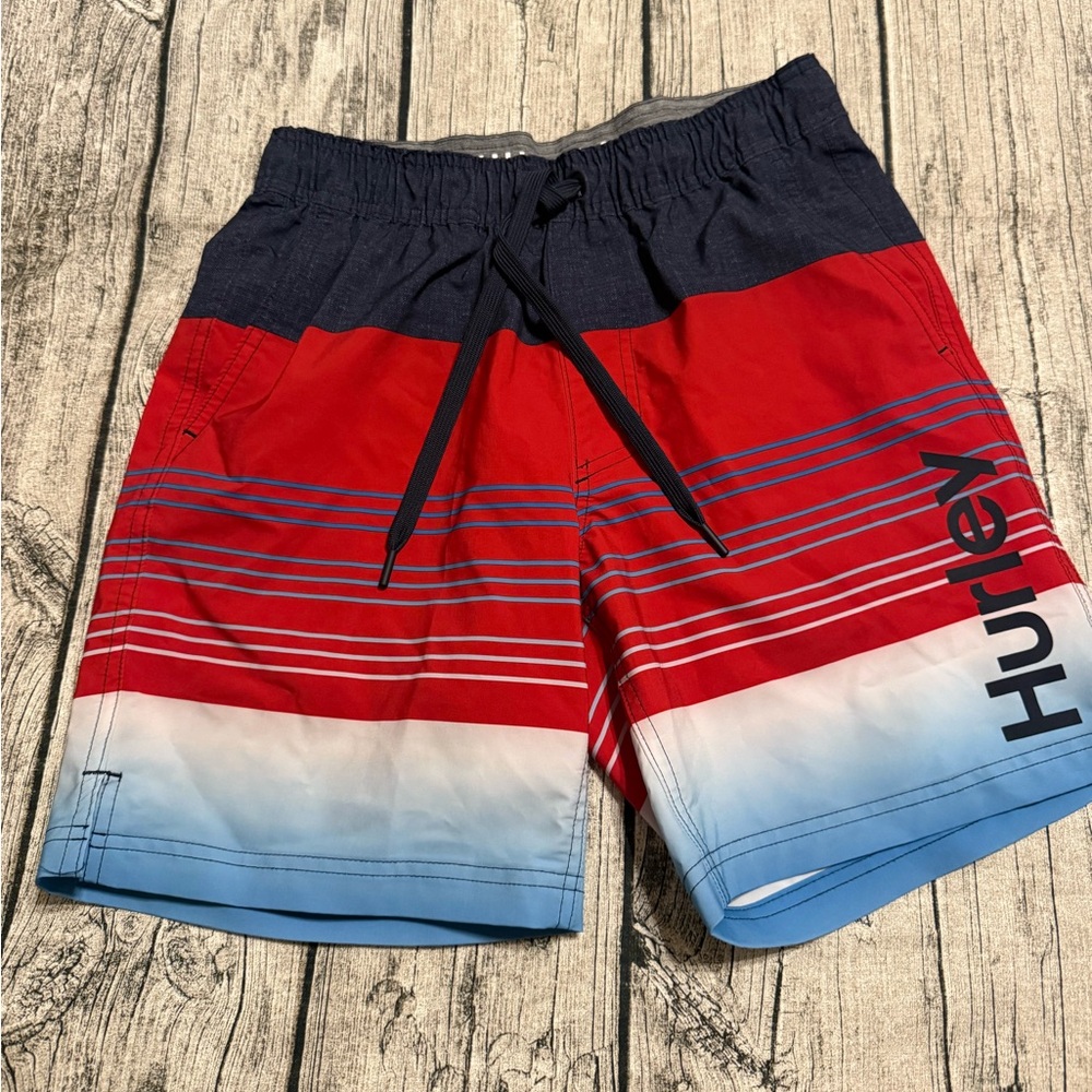 Like new! Swim trunks men’s S. Super comfortable Elastic waistband.